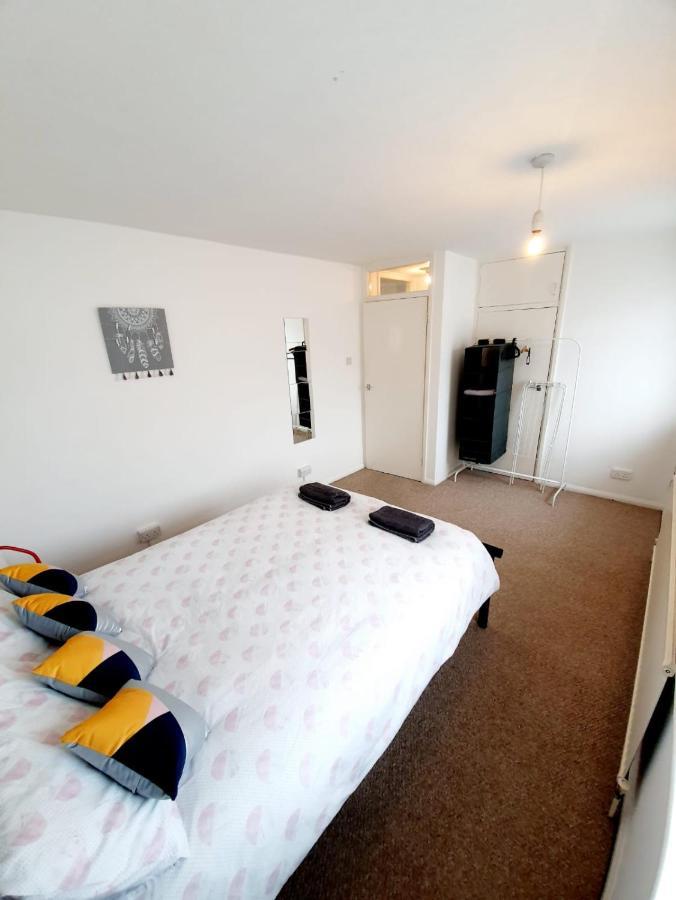 Rayleigh Town Centre 2 Bedroom Apartment Zewnętrze zdjęcie