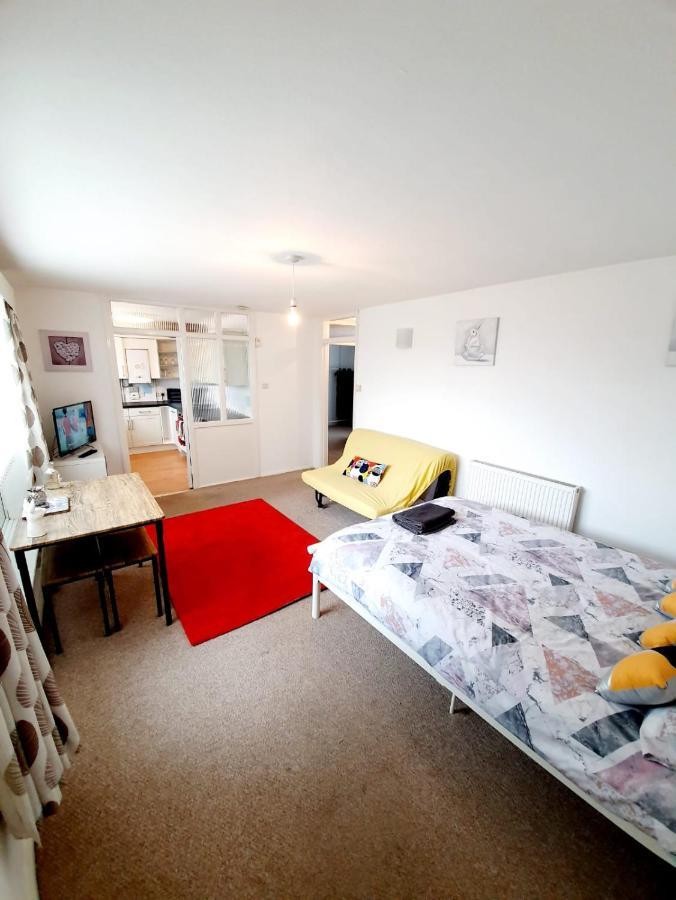 Rayleigh Town Centre 2 Bedroom Apartment Zewnętrze zdjęcie