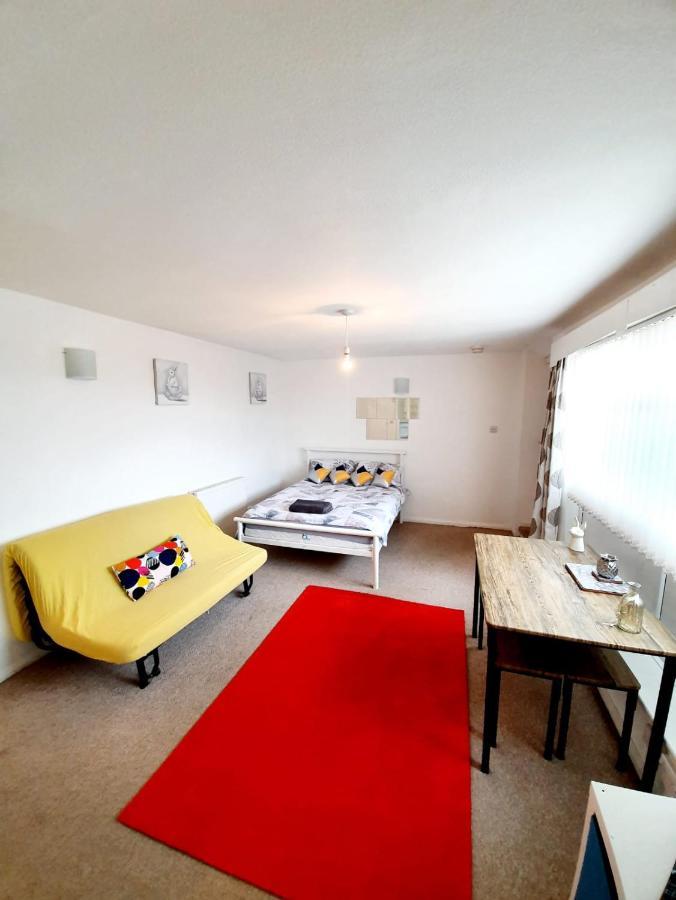 Rayleigh Town Centre 2 Bedroom Apartment Zewnętrze zdjęcie